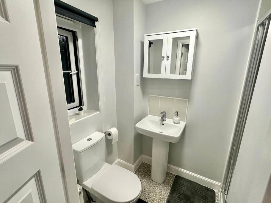 Balne Mill Grove Villa Wakefield Bagian luar foto